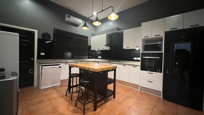 undefined, Chon Buri (Pattaya), Poong, Bang Lamung (Pattaya), Chon Buri (Pattaya), 4 Bedrooms, 400 sqm, Single Detached House For Sale, by Thanyalag Chanchodtanakul, 500252621 - DDproperty.com