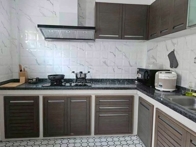 Plus City Park Sukhumvit 101/1, Bangkok, 6 Soi Wachiratham Sathit 31, Bang Chak, Phra Khanong, Bangkok, 3 Bedrooms, 240 sqm, Townhouse For Rent, by Khun Eve, 500252655 - DDproperty.com