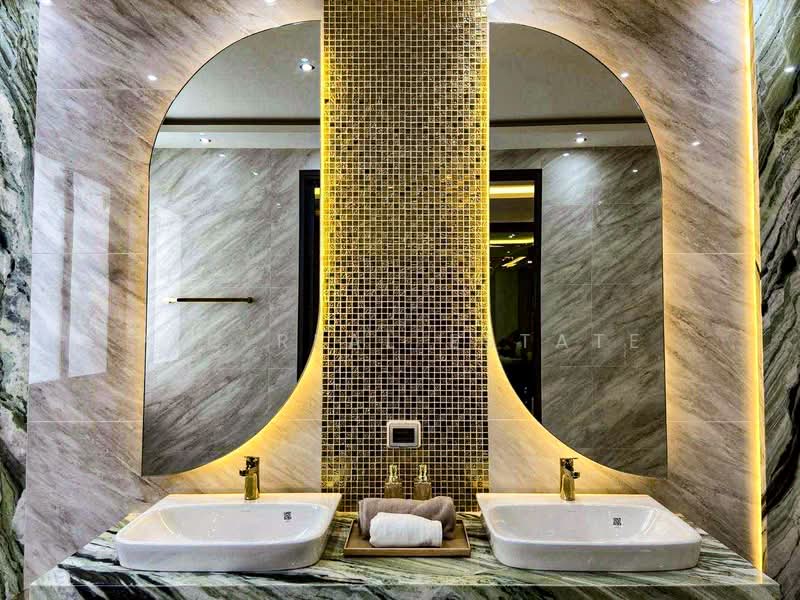 5 Bedroom Luxury House for Sale in East Pattaya, Chon Buri (Pattaya), Bang Lamung, Bang Lamung (Pattaya), Chon Buri (Pattaya), 5 Bedrooms, 820 sqm, Single Detached House For Sale, by PLC real estate, 500252662 - DDproperty.com