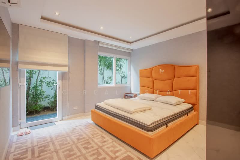 Luxury Pool Villa for Sale Pattaya 10 Bedroom Hilltop Estate, Chon Buri (Pattaya), Bang Lamung, Bang Lamung (Pattaya), Chon Buri (Pattaya), 10+ Bedrooms, 1,200 sqm, Villa For Sale, by PLC real estate, 500252688 - DDproperty.com