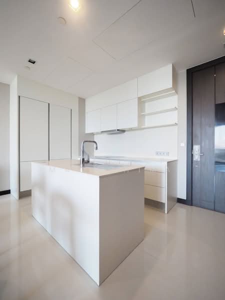 Q1 Sukhumvit, Bangkok, 1 Sukhumvit Road, Khlong Toei, Khlong Toei, Bangkok, 3 Bedrooms, 148 sqm, Condo For Rent, by Kittiphop Machchima, 500252714 - DDproperty.com