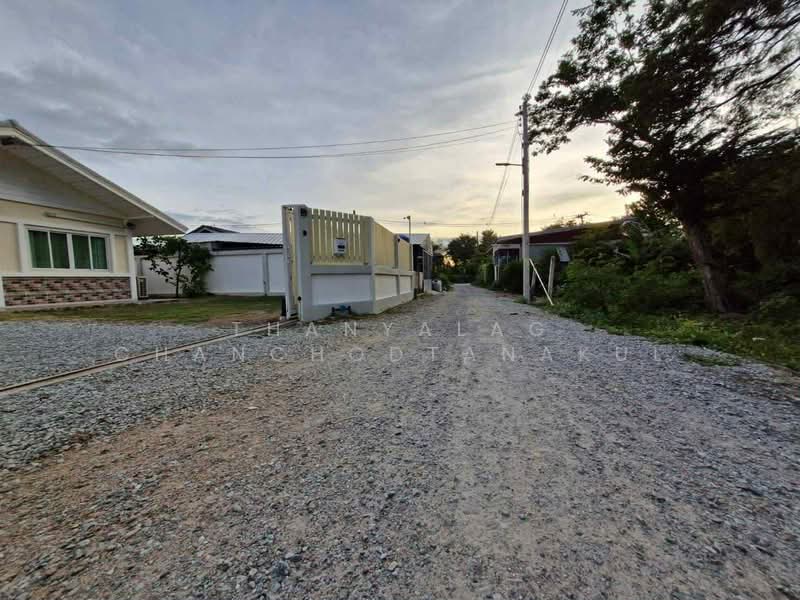 ขาย - บ้าน 2-ห้องนอน, ชลบุรี