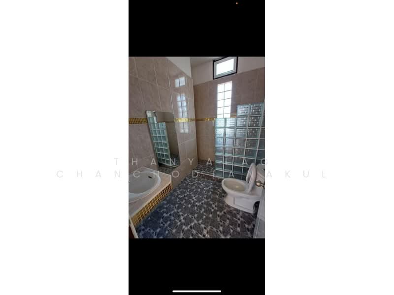 3-BR House, Chon Buri (Pattaya), Nong Pru, Bang Lamung (Pattaya), Chon Buri (Pattaya), 3 Bedrooms, 500 sqm, Single Detached House For Sale, by Thanyalag Chanchodtanakul, 500252738 - DDproperty.com