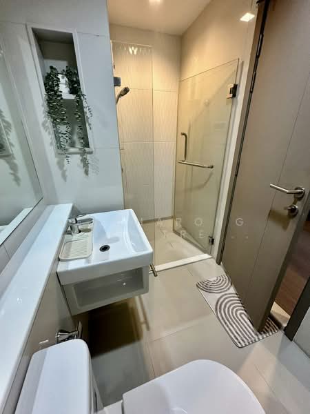 Life Asoke-Rama 9, Bangkok, 626 Asoke-Dindaeng Road, Makkasan, Ratchathewi, Bangkok, 2 Bedrooms, 58 sqm, Condo For Rent, by Bencharong (Yok) Treerat-a-na-wat, 500252741 - DDproperty.com