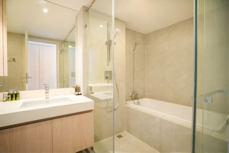 Piya Apartment Sukhumvit 15, Bangkok, 99 Sukhumvit 15, Khlongtoei Nua, Watthana, Bangkok, 4 Bedrooms, 200 sqm, Condo For Rent, by Fazwaz (Thailand) Co., Ltd., 500252752 - DDproperty.com