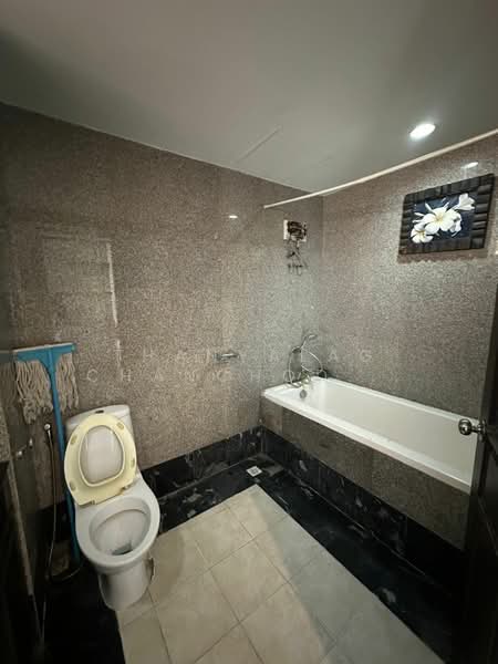 Royal Hill Resort, Chon Buri (Pattaya), 154 Thappraya Rd, Nong Pru, Bang Lamung (Pattaya), Chon Buri (Pattaya), 1 Bedroom, 106 sqm, Condo For Sale, by Thanyalag Chanchodtanakul, 500252781 - DDproperty.com