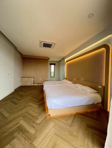 5-BR Villa, Chon Buri (Pattaya), Nong Pru, Bang Lamung (Pattaya), Chon Buri (Pattaya), 5 Bedrooms, 550 sqm, Villa For Sale, by Thanyalag Chanchodtanakul, 500252798 - DDproperty.com