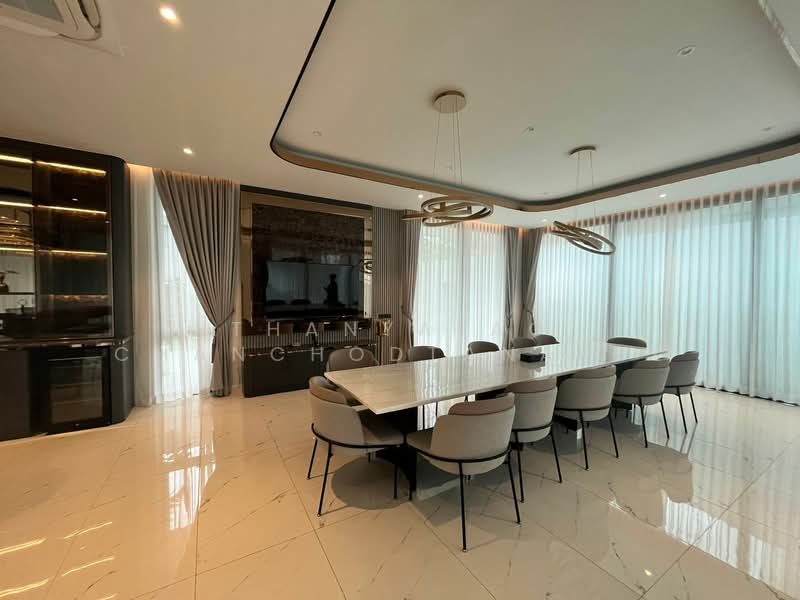 8-BR Villa, Chon Buri (Pattaya), Nong Pru, Bang Lamung (Pattaya), Chon Buri (Pattaya), 8 Bedrooms, 11,000 sqm, Villa For Sale, by Thanyalag Chanchodtanakul, 500252809 - DDproperty.com