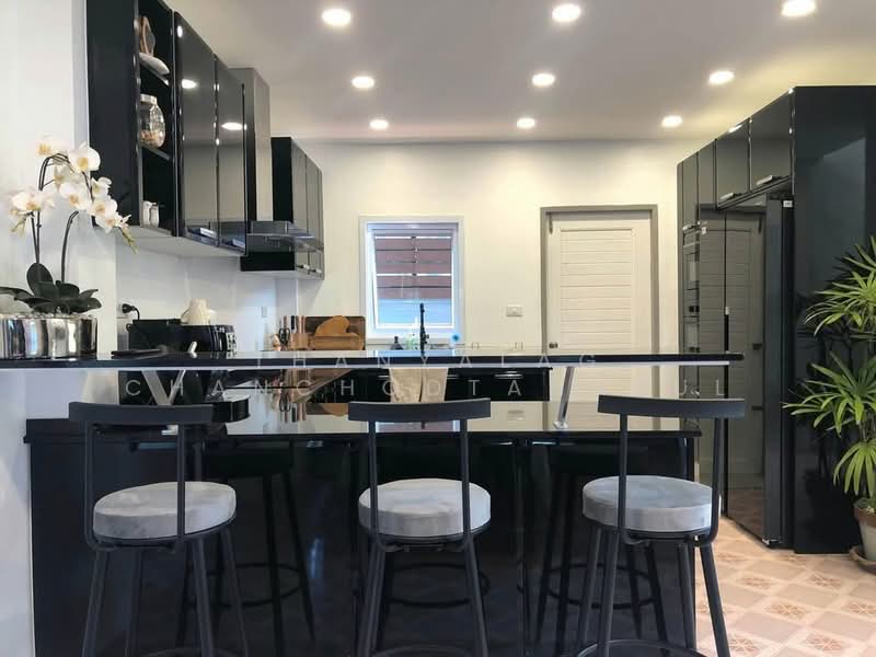 4-BR House, Surat Thani, Bang Kung, Muang Surat Thani, Surat Thani, 4 Bedrooms, 325 sqm, Single Detached House For Sale, by Thanyalag Chanchodtanakul, 500252817 - DDproperty.com