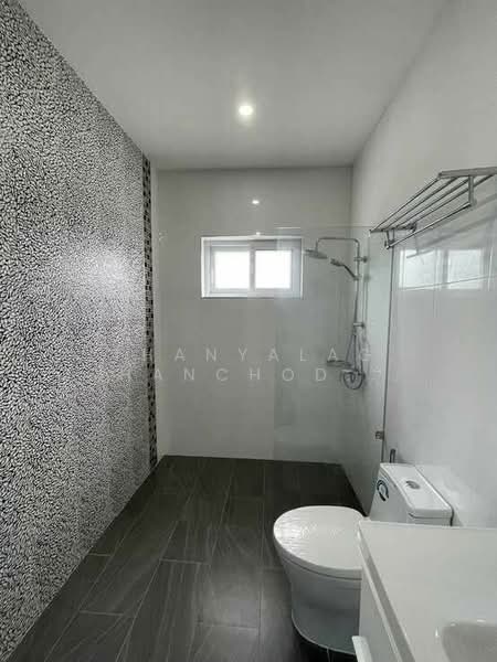 undefined, Chon Buri (Pattaya), Na Chom Thian, Sattahip, Chon Buri (Pattaya), 3 Bedrooms, 225 sqm, Villa For Sale, by Thanyalag Chanchodtanakul, 500252843 - DDproperty.com