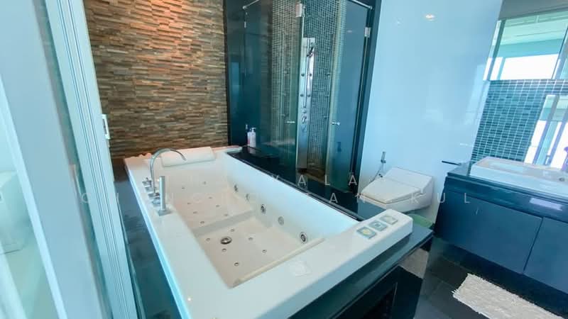 Ananya Beachfront Condominium, Chon Buri (Pattaya), 688 Soi Naklua, 16 Pattaya-Naklua, Na Kloe, Bang Lamung (Pattaya), Chon Buri (Pattaya), 2 Bedrooms, 155 sqm, Condo For Sale, by Thanyalag Chanchodtanakul, 500252852 - DDproperty.com