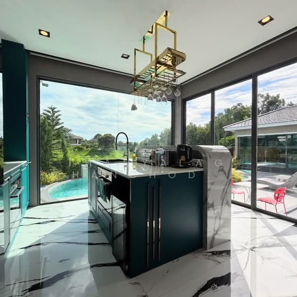 The Village Housing Estate by Horseshoe Point, Chon Buri (Pattaya), Toongklom-Huaytanoo Road, Nong Pru, Bang Lamung (Pattaya), Chon Buri (Pattaya), 4 Bedrooms, 630 sqm, Villa For Sale, by Thanyalag Chanchodtanakul, 500252854 - DDproperty.com