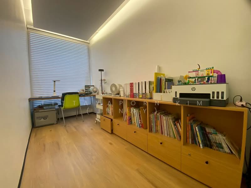 Villa Arcadia Srinakarin : วิลล่า อะคาเดีย ศรีนครินทร์, สมุทรปราการ, ซอย หมู่บ้านวิลล่าอะคาเดียศรีนครินทร์, บางแก้ว, บางพลี, สมุทรปราการ, 240 ตร.ม., บ้านเดี่ยว ให้เช่า, โดย Tittayaporn Kim (Jenny), 500252861 - DDproperty.com