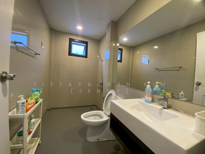 Villa Arcadia Srinakarin : วิลล่า อะคาเดีย ศรีนครินทร์, สมุทรปราการ, ซอย หมู่บ้านวิลล่าอะคาเดียศรีนครินทร์, บางแก้ว, บางพลี, สมุทรปราการ, 240 ตร.ม., บ้านเดี่ยว ให้เช่า, โดย Tittayaporn Kim (Jenny), 500252861 - DDproperty.com