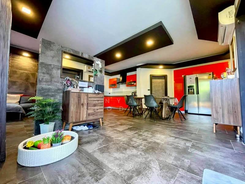 undefined, Chon Buri (Pattaya), Nong Pru, Bang Lamung (Pattaya), Chon Buri (Pattaya), 5 Bedrooms, 300 sqm, Villa For Sale, by Thanyalag Chanchodtanakul, 500252868 - DDproperty.com