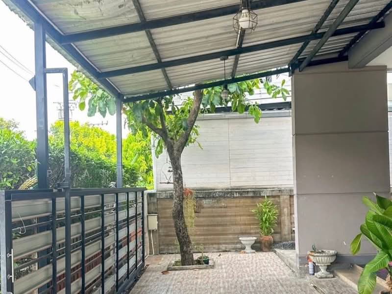 The two-story detached house, Habitia Watcharapol Village, near Ekamai Ramintra Expressway, near BTS, Bangkok, Khlong Tanon, Sai Mai, Bangkok, 3 Bedrooms, 180 sqm, Single Detached House For Rent, by Tida phanthonglarptawee, 500252872 - DDproperty.com