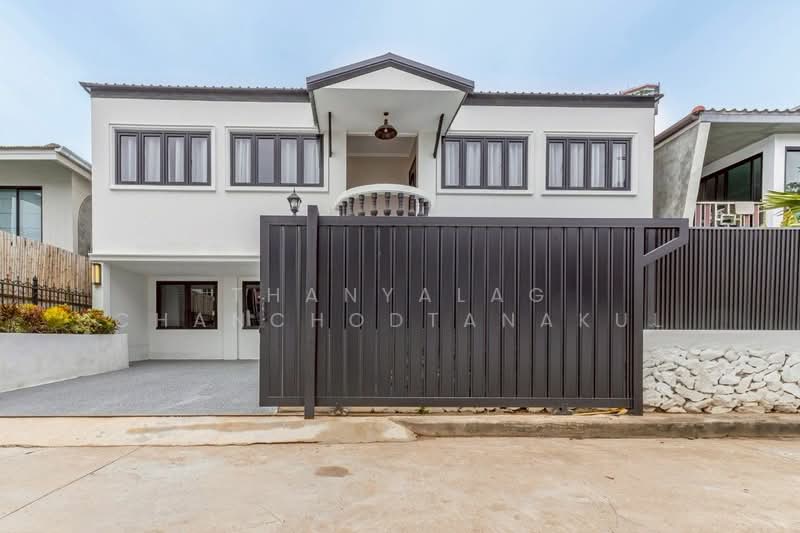 5-BR Villa, Chon Buri (Pattaya), Nong Pru, Bang Lamung (Pattaya), Chon Buri (Pattaya), 5 Bedrooms, 210 sqm, Villa For Sale, by Thanyalag Chanchodtanakul, 500252878 - DDproperty.com