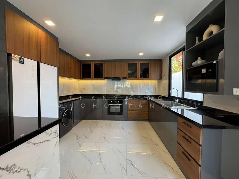 undefined, Chon Buri (Pattaya), Nong Pru, Bang Lamung (Pattaya), Chon Buri (Pattaya), 6 Bedrooms, 540 sqm, Single Detached House For Sale, by Thanyalag Chanchodtanakul, 500252905 - DDproperty.com