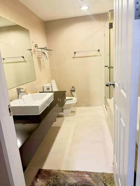 Belle Grand Rama 9, Bangkok, 131 Rama 9 Road, Huai Khwang, Huai Khwang, Bangkok, 3 Bedrooms, 109 sqm, Condo For Rent, by Tanapat Jitwatcharakomol, 500252939 - DDproperty.com