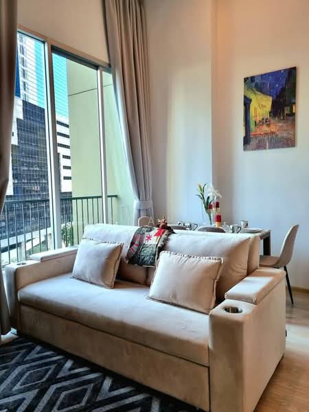 Noble Revolve Ratchada 2, Bangkok, 70 Soi Ratchadaphisek 10, Ratchadaphisek Road, Huai Khwang, Huai Khwang, Bangkok, 2 Bedrooms, 53 sqm, Condo For Rent, by Tanapat Jitwatcharakomol, 500252955 - DDproperty.com