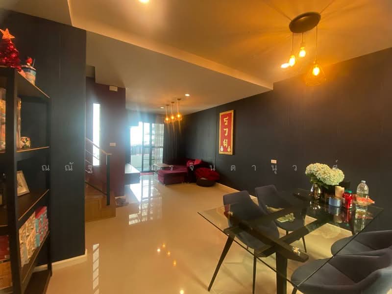 S Gate Bangkok-Pathumthani, Pathum Thani, Soi Wat Nong Prong, Bang Dua, Muang Pathum Thani, Pathum Thani, 3 Bedrooms, 110 sqm, Townhouse For Sale, by ณณัฐ ภัทรจินดานุวงศ์, 500252958 - DDproperty.com