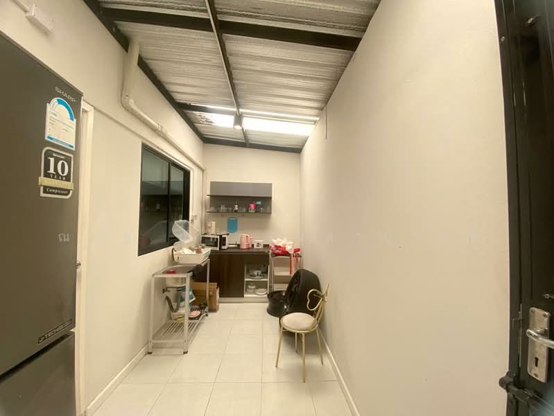 S Gate Bangkok-Pathumthani, Pathum Thani, Soi Wat Nong Prong, Bang Dua, Muang Pathum Thani, Pathum Thani, 3 Bedrooms, 110 sqm, Townhouse For Sale, by ณณัฐ ภัทรจินดานุวงศ์, 500252958 - DDproperty.com