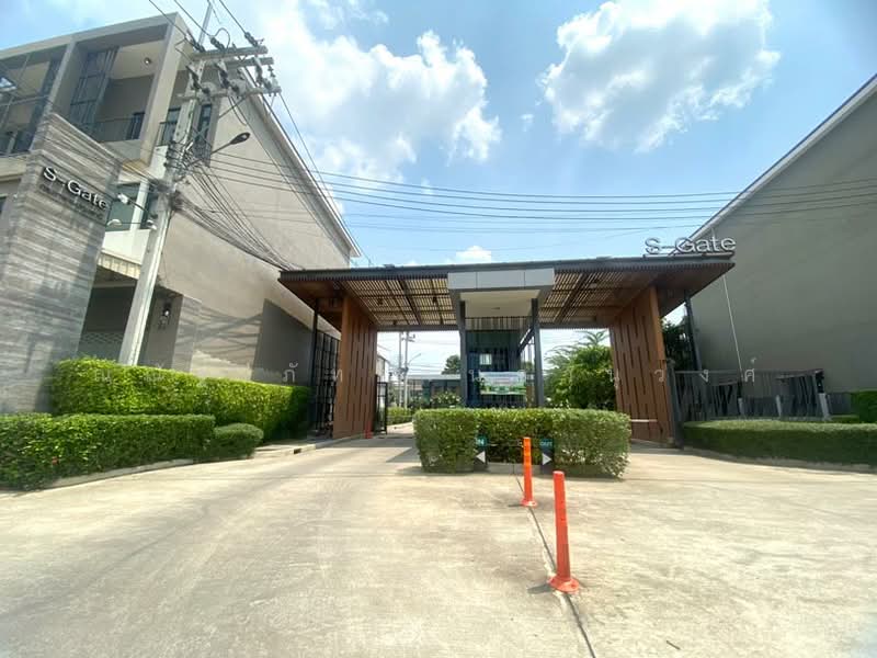 S Gate Bangkok-Pathumthani : เอส เกต กรุงเทพฯ-ปทุมธานี, ปทุมธานี, ซอย วัดหนองปรง, บางเดื่อ, เมืองปทุมธานี, ปทุมธานี, 110 ตร.ม., ทาวน์เฮ้าส์ ขาย, โดย ณณัฐ ภัทรจินดานุวงศ์, 500252958 - DDproperty.com