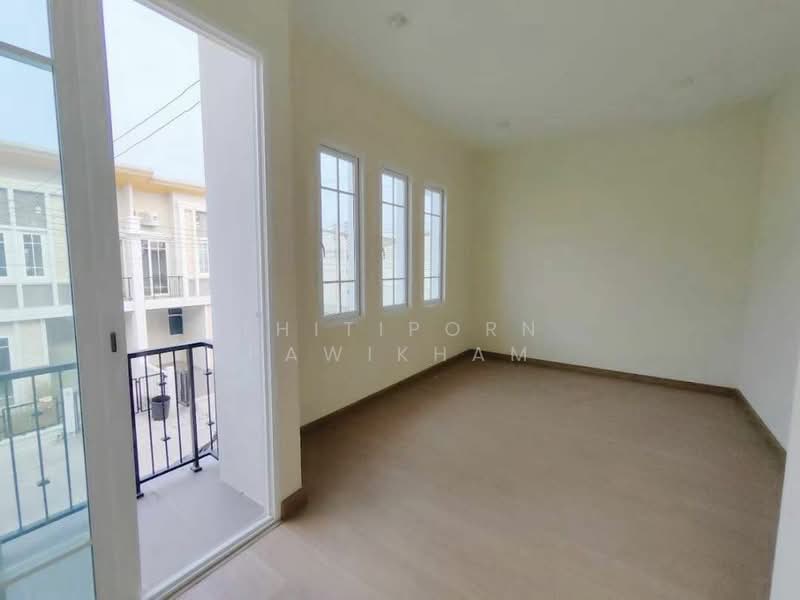 4-BR Townhouse, Chon Buri (Pattaya), Nong Pru, Bang Lamung (Pattaya), Chon Buri (Pattaya), 4 Bedrooms, 325 sqm, Townhouse For Sale, by Thitiporn Pawikham, 500252959 - DDproperty.com