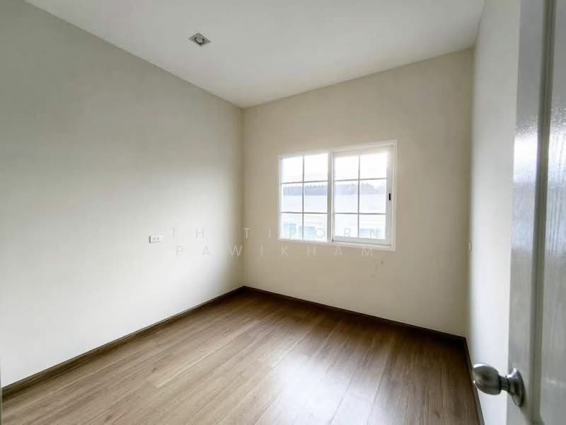 4-BR Townhouse, Chon Buri (Pattaya), Nong Pru, Bang Lamung (Pattaya), Chon Buri (Pattaya), 4 Bedrooms, 325 sqm, Townhouse For Sale, by Thitiporn Pawikham, 500252959 - DDproperty.com