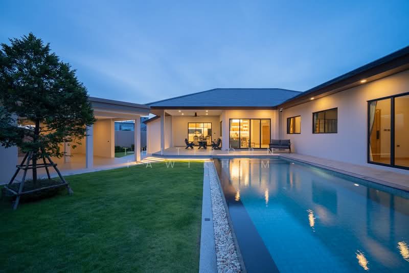 undefined, Chon Buri (Pattaya), Poong, Bang Lamung (Pattaya), Chon Buri (Pattaya), 5 Bedrooms, 530 sqm, Villa For Rent, by Thitiporn Pawikham, 500252993 - DDproperty.com
