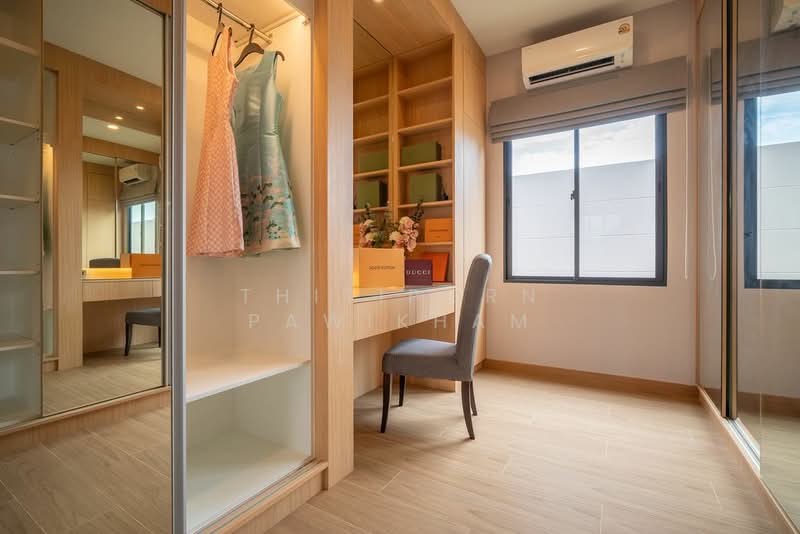 undefined, Chon Buri (Pattaya), Poong, Bang Lamung (Pattaya), Chon Buri (Pattaya), 5 Bedrooms, 530 sqm, Villa For Rent, by Thitiporn Pawikham, 500252993 - DDproperty.com