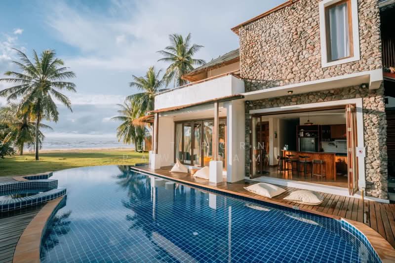 3-BR Villa, Prachuap Khiri Khan, Bo Nok, Muang Prachaubkirikhan, Prachuap Khiri Khan, 3 Bedrooms, 242 sqm, Villa For Sale, by Thitiporn Pawikham, 500252998 - DDproperty.com