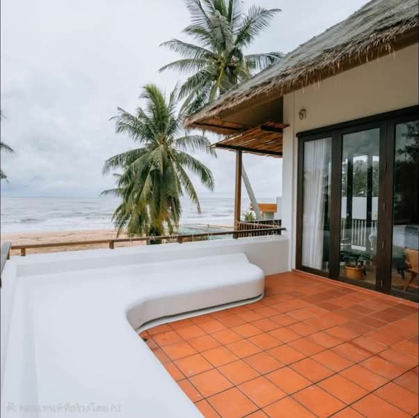 3-BR Villa, Prachuap Khiri Khan, Bo Nok, Muang Prachaubkirikhan, Prachuap Khiri Khan, 3 Bedrooms, 242 sqm, Villa For Sale, by Thitiporn Pawikham, 500252998 - DDproperty.com