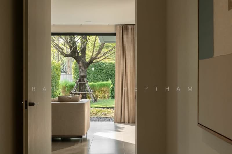 VIVE Krungthep Kreetha, Bangkok, Krungthep Kreetha Road, Saphan Sung, Saphan Sung, Bangkok, 4 Bedrooms, 421 sqm, Single Detached House For Rent, by Ramita  Theptham, 500253000 - DDproperty.com