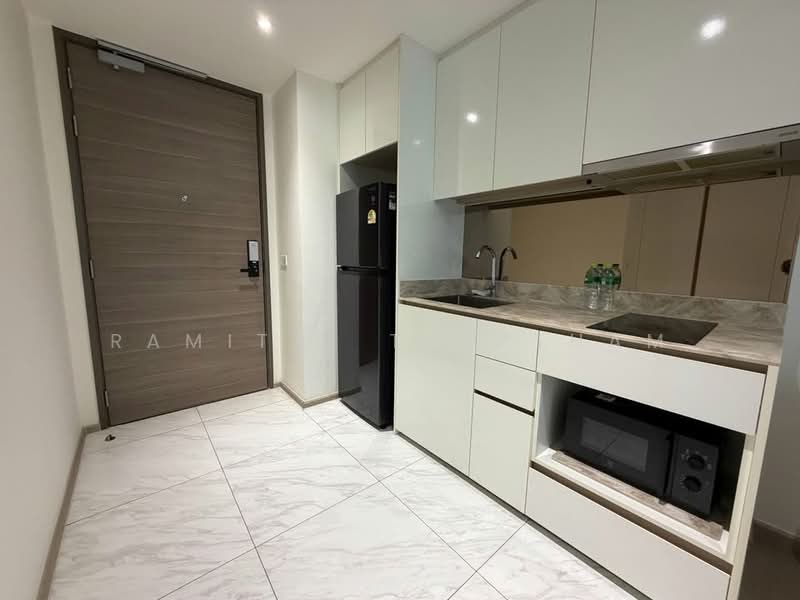 Fynn Asoke, Bangkok, 28 Sukhumvit 10 Alley, Khlong Toei, Khlong Toei, Bangkok, 1 Bedroom, 37 sqm, Condo For Rent, by Ramita  Theptham, 500253016 - DDproperty.com