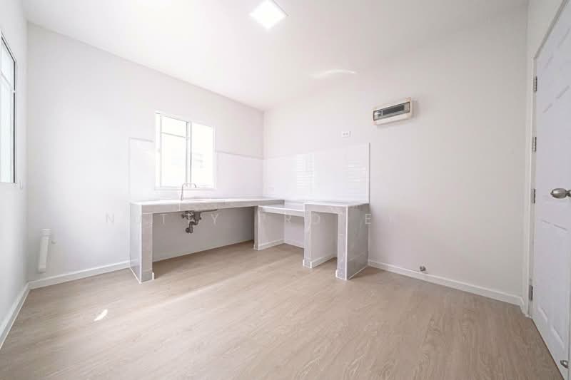 Passorn Prestige Onnut, Bangkok, Chaloem Phrakiat Rama 9 Road, Prawet, Prawet, Bangkok, 3 Bedrooms, 194 sqm, Single Detached House For Sale, by Nutty Property, 500253042 - DDproperty.com