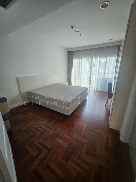 The Grand Sethiwan, Bangkok, 82 Soi Sukhumvit 24, Khong Tan, Khlong Toei, Bangkok, 3 Bedrooms, 250 sqm, Condo For Rent, by Ratsarin Sirinipaspong, 500253050 - DDproperty.com