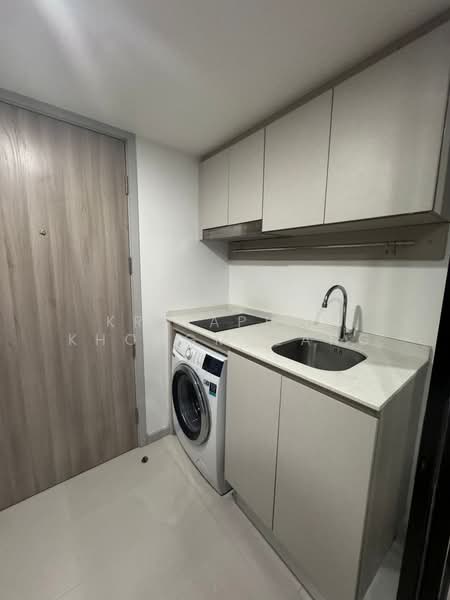 Knightsbridge Prime Sathorn : ไนท์บริดจ์ ไพรม์ สาทร, กรุงเทพ, 599 นราธิวาสราชนครินทร์, ทุ่งมหาเมฆ, สาทร, กรุงเทพ, 37 ตร.ม., คอนโด ขาย, โดย Kritaphak Khongmueang, 500253061 - DDproperty.com