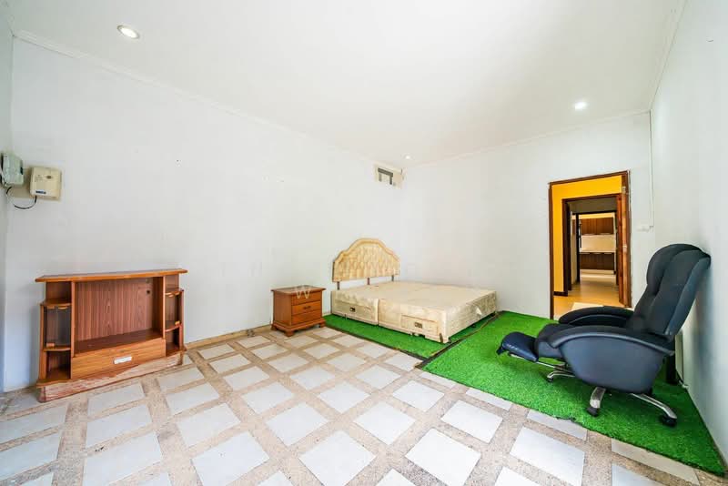 4-BR House, Chon Buri (Pattaya), Nong Pru, Bang Lamung (Pattaya), Chon Buri (Pattaya), 4 Bedrooms, 200 sqm, Single Detached House For Sale, by Thitiporn Pawikham, 500253068 - DDproperty.com