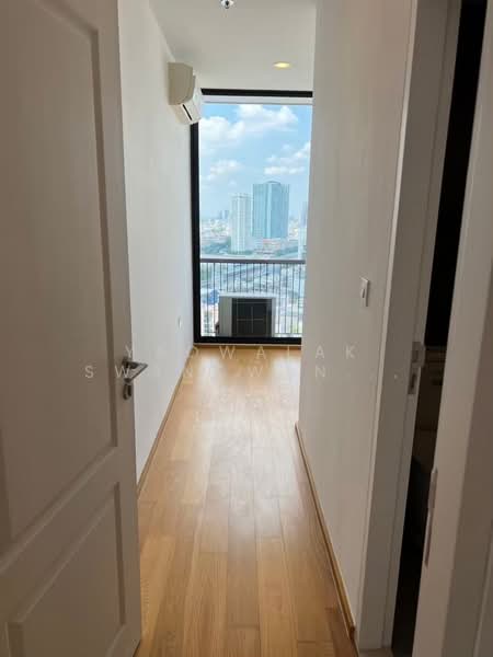 Noble Revo Silom, Bangkok, 88 Soi Surasak Surasak Road, Silom, Bang Rak, Bangkok, 2 Bedrooms, 66 sqm, Condo For Sale, by Yaowalak Swangwannarat, 500253075 - DDproperty.com