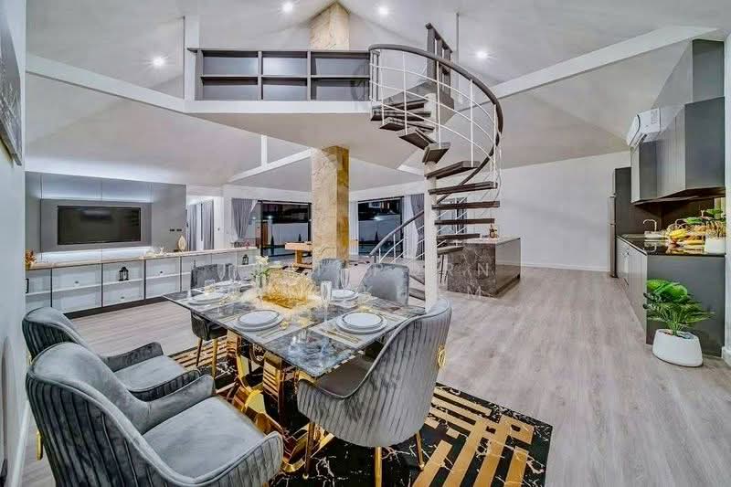 4-BR House, Chon Buri (Pattaya), Poong, Bang Lamung (Pattaya), Chon Buri (Pattaya), 4 Bedrooms, 300 sqm, Single Detached House For Sale, by Thitiporn Pawikham, 500253090 - DDproperty.com