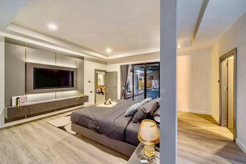 4-BR House, Chon Buri (Pattaya), Poong, Bang Lamung (Pattaya), Chon Buri (Pattaya), 4 Bedrooms, 300 sqm, Single Detached House For Sale, by Thitiporn Pawikham, 500253090 - DDproperty.com