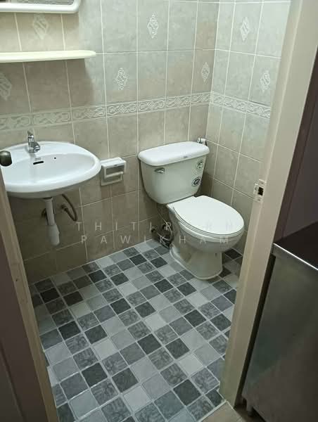 2-BR Townhouse, Chon Buri (Pattaya), Nong Pru, Bang Lamung (Pattaya), Chon Buri (Pattaya), 2 Bedrooms, 141 sqm, Townhouse For Sale, by Thitiporn Pawikham, 500253094 - DDproperty.com