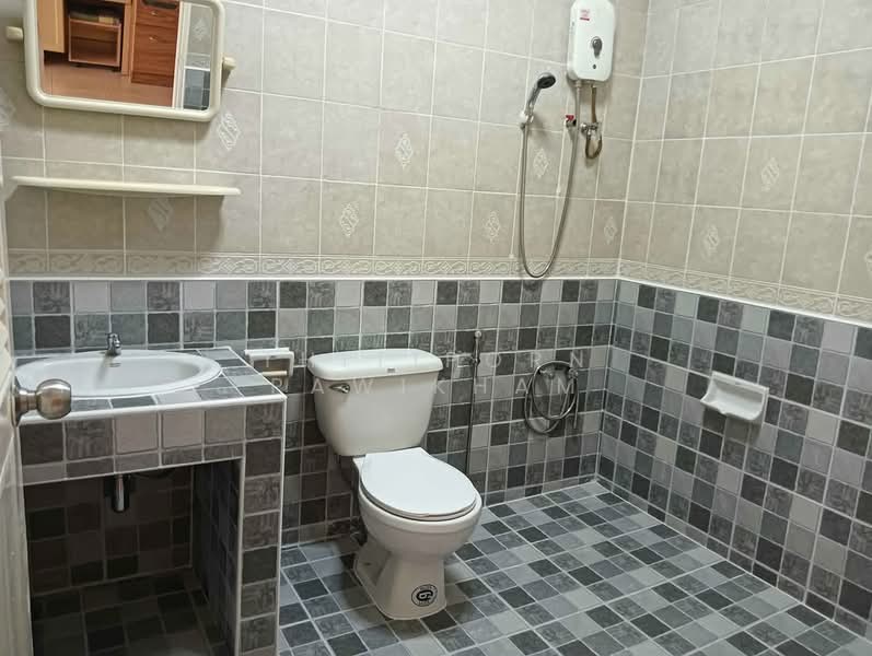 2-BR Townhouse, Chon Buri (Pattaya), Nong Pru, Bang Lamung (Pattaya), Chon Buri (Pattaya), 2 Bedrooms, 141 sqm, Townhouse For Sale, by Thitiporn Pawikham, 500253094 - DDproperty.com