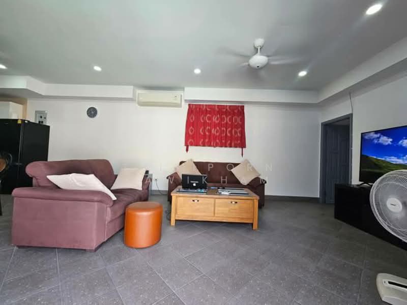 2-BR House, Chon Buri (Pattaya), Nong Pru, Bang Lamung (Pattaya), Chon Buri (Pattaya), 2 Bedrooms, 204 sqm, Single Detached House For Sale, by Thitiporn Pawikham, 500253114 - DDproperty.com