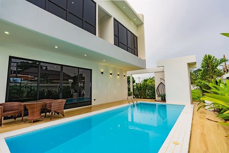4-BR Villa, Chon Buri (Pattaya), Nong Pru, Bang Lamung (Pattaya), Chon Buri (Pattaya), 4 Bedrooms, 334 sqm, Villa For Sale, by Thitiporn Pawikham, 500253121 - DDproperty.com