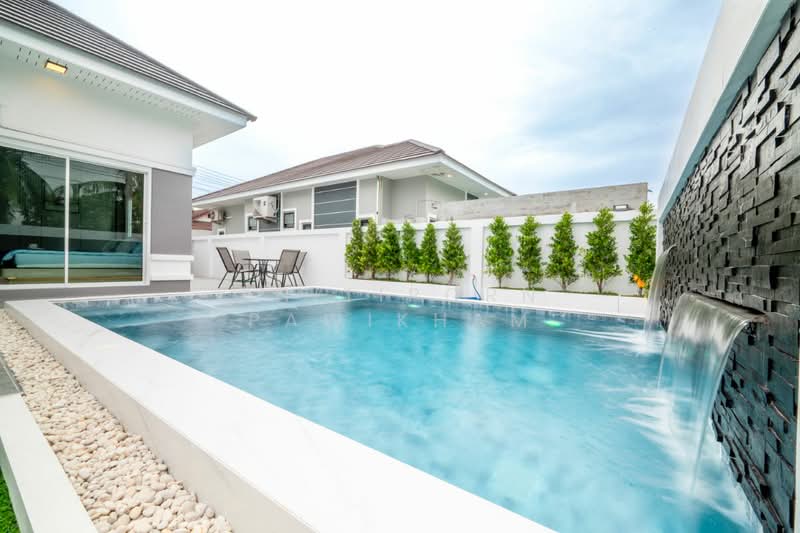 undefined, Chon Buri (Pattaya), Nong Pla Lai, Bang Lamung (Pattaya), Chon Buri (Pattaya), 3 Bedrooms, 263 sqm, Single Detached House For Sale, by Thitiporn Pawikham, 500253129 - DDproperty.com