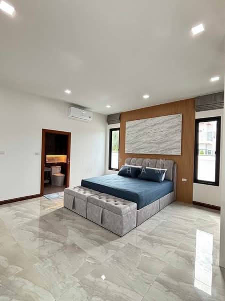 บ้าน 3-ห้องนอน, ชลบุรี, บางเสร่, สัตหีบ, ชลบุรี, 165 ตร.ม., บ้านเดี่ยว ขาย, โดย Thitiporn Pawikham, 500253150 - DDproperty.com