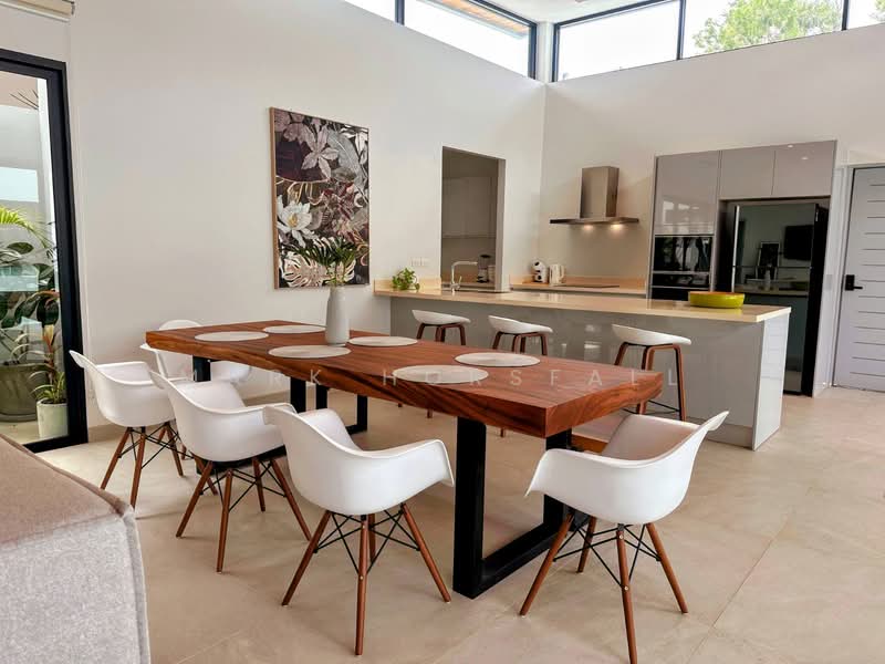 Layan Lucky Villas Phase 1, Phuket, 236, 23 หมู่ 4 ถนน เทพกระษัตรี,, Choeng Thale, Thalang, Phuket, 4 Bedrooms, 350 sqm, Single Detached House For Sale, by Mark Horsfall, 500253180 - DDproperty.com