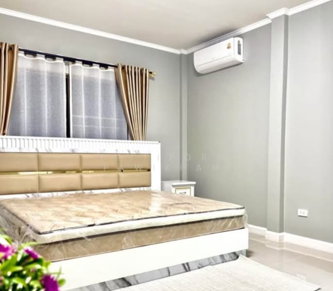 undefined, Chon Buri (Pattaya), Nong Pru, Bang Lamung (Pattaya), Chon Buri (Pattaya), 4 Bedrooms, 220 sqm, Villa For Sale, by Thitiporn Pawikham, 500253231 - DDproperty.com